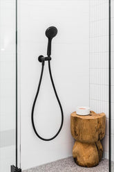 Meir ROUND Shower On Bracket